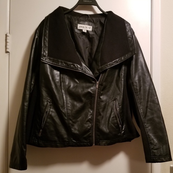 Ava & Viv Jackets & Blazers - Ava & Viv Faux Leather Moto Jacket w/ side Insert